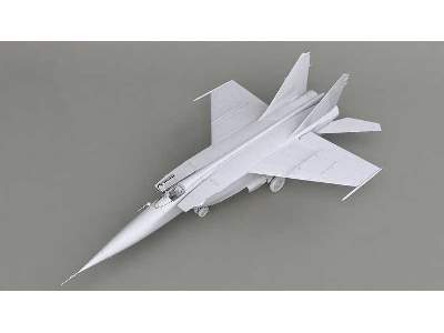 MiG-25 RBF - sowiecki samolot rozpoznawczy - zdjęcie 2