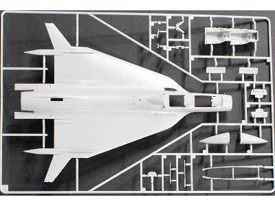 F-16XL-2 Experimental Fighter - zdjęcie 2