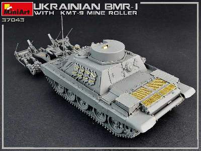 Ukraiński BMR-1 z trałem KMT-9 - zdjęcie 56