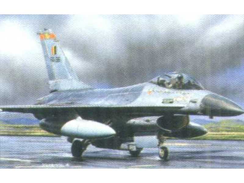 F-16 A/B Falcon - zdjęcie 1