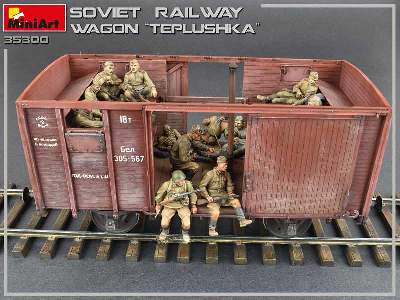 Tiepłuszka - sowiecki ogrzewany wagon towarowy do przewozu ludzi - zdjęcie 31