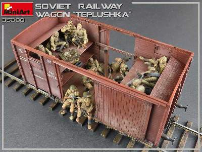 Tiepłuszka - sowiecki ogrzewany wagon towarowy do przewozu ludzi - zdjęcie 33
