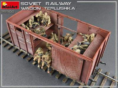 Tiepłuszka - sowiecki ogrzewany wagon towarowy do przewozu ludzi - zdjęcie 35