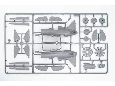 I-16 typ 17 - radziecki myśliwiec - II W.Ś. - zdjęcie 8