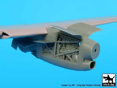 C-27 J Spartan 1 Engine For Italeri - zdjęcie 2