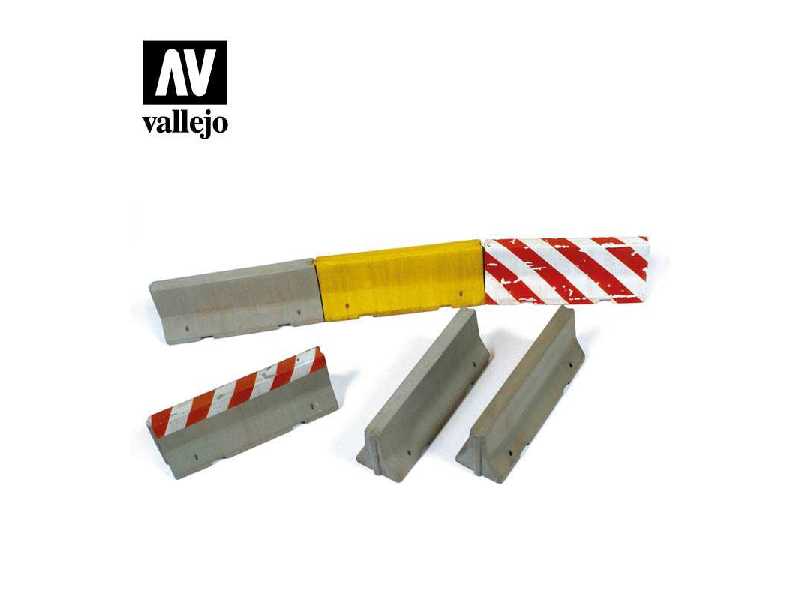 Concrete Barriers - zdjęcie 1 Concrete Barriers - zdjęcie 1