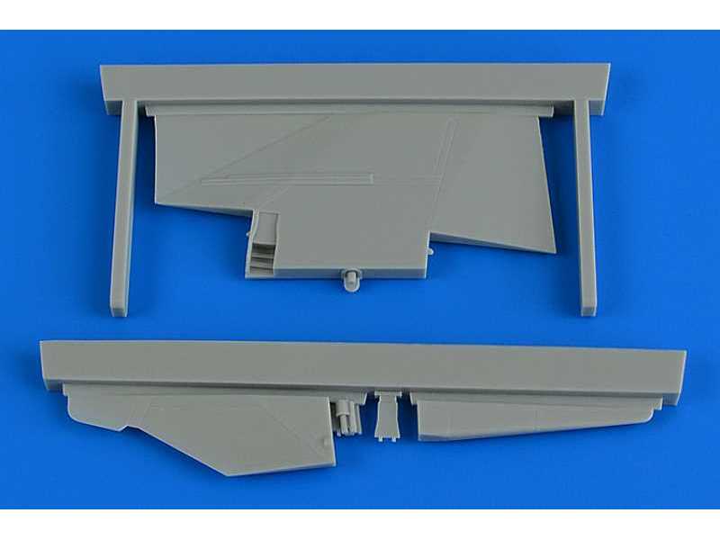 MiG-23MF/MLD correct tail fin - Trumpeter - zdjęcie 1 MiG-23MF/MLD correct tail fin - Trumpeter - zdjęcie 1