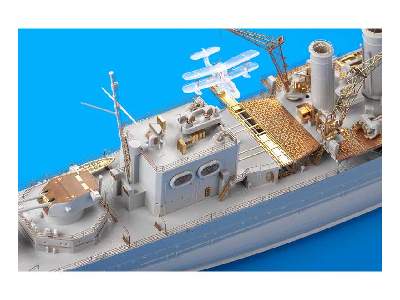 HMS Cornwall 1/350 - Trumpeter - zdjęcie 11