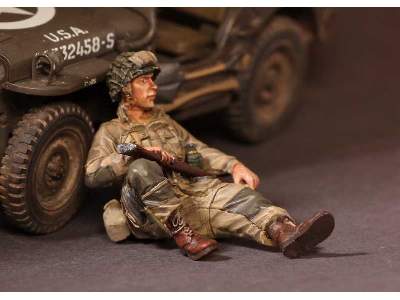 U.S. Army Airbornes And Sgt. On Rest 3 Figures - zdjęcie 4