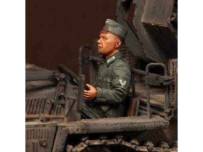 Driver For Sd.Kfz.10/4 - zdjęcie 2