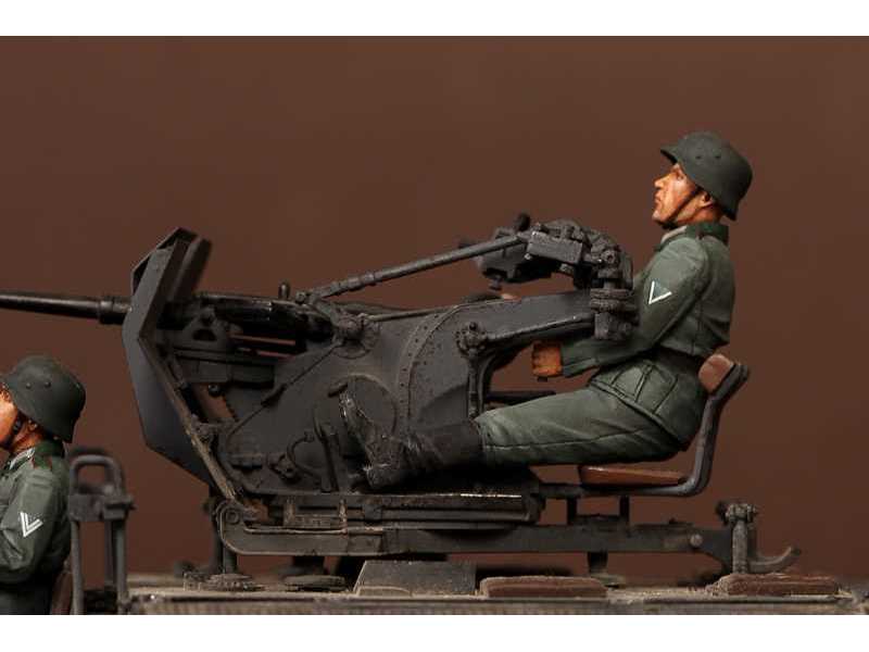 German Antiaircraft Gunner - zdjęcie 1 German Antiaircraft Gunner - zdjęcie 1