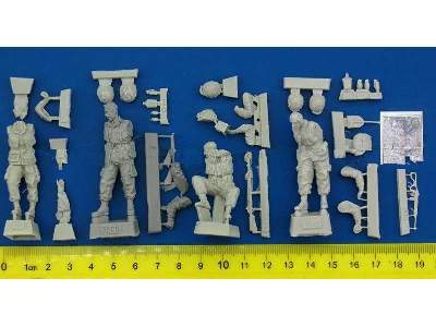 101st Airborne Division On Rest, WW Ii 9 Figures - zdjęcie 2