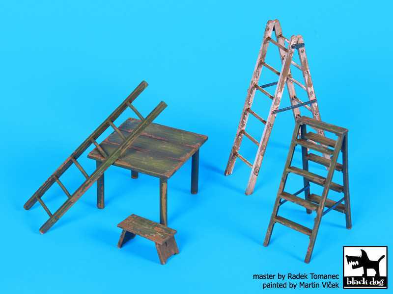 Ladders And Table - zdjęcie 1 Ladders And Table - zdjęcie 1