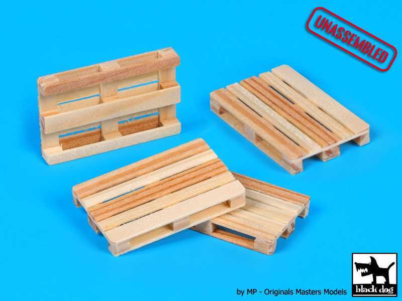 Wooden Pallets (4 Pcs - Unassembled) - zdjęcie 1 Wooden Pallets (4 Pcs - Unassembled) - zdjęcie 1