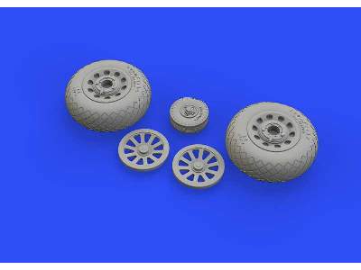 P-51D wheels diamond tread 2 1/48 - Eduard - zdjęcie 3