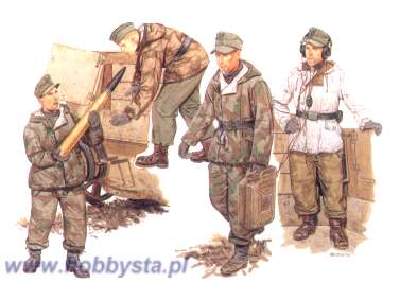 Figurki GERMAN SELF-PROPELLED GUN CREW - zdjęcie 1