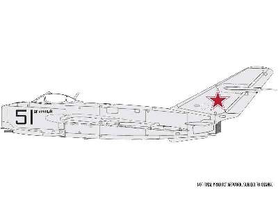 Mikoyan-Gurevich MiG-17F Fresco - zdjęcie 7
