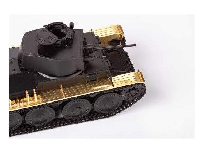 Panzerkampfwagen 38(t) Ausf. E/F 1/35 - Tamiya - zdjęcie 4