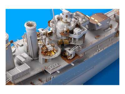 HMS Cornwall 1/350 - Trumpeter - zdjęcie 24