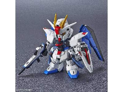 Gundam Cross Silhouette Freedom Gundam (Gundam 82949) - zdjęcie 2