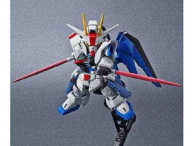 Gundam Cross Silhouette Freedom Gundam (Gundam 82949) - zdjęcie 4