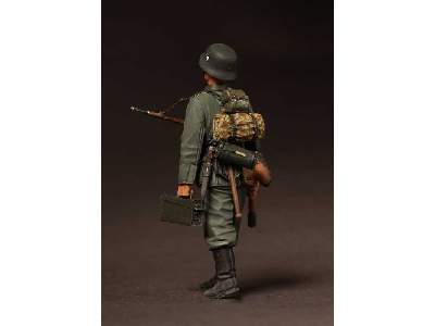 The German Infantryman On March. 1939-42 - zdjęcie 5