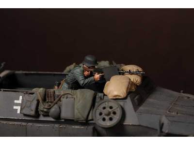 German Machine Gunner For Hanomag - zdjęcie 2