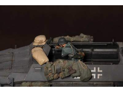 German Machine Gunner For Hanomag - zdjęcie 6