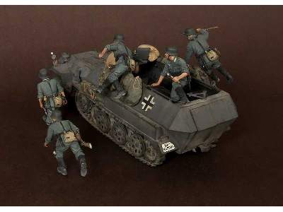 German Panzergrenadiers In  Battle. WW Ii 5 Figures Set - zdjęcie 17