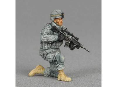 American Marksmen In Patrol Group - zdjęcie 1