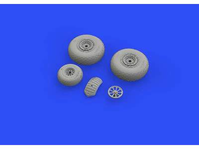 B-24 wheels (9spoke front wheel) 1/32 - Hobby Boss - zdjęcie 2