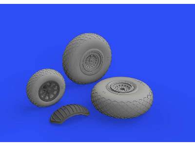 B-24 wheels (9spoke front wheel) 1/32 - Hobby Boss - zdjęcie 3