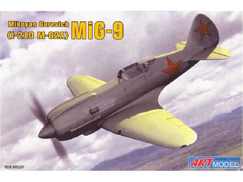 Myśliwiec MiG-9 (I-210 M-82A) - zdjęcie 1 Myśliwiec MiG-9 (I-210 M-82A) - zdjęcie 1