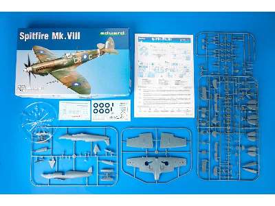 Spitfire Mk. VIII 1/48 - zdjęcie 4