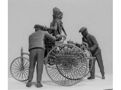 Benz Patent-Motorwagen 1886 z figurkami Carla Benza i synów - zdjęcie 4