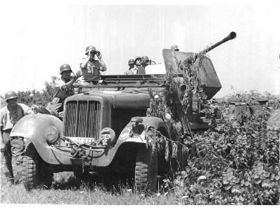 3,7cm Flak 36 auf Fahrgestell mZgKw 5t Sd.Kfz.6/2 - zdjęcie 29