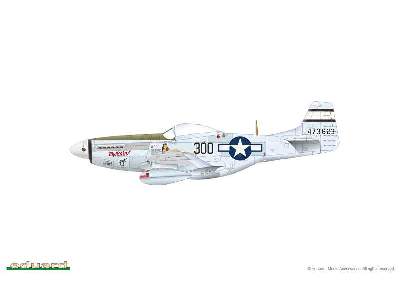 North American P-51 Mustang - Very Long Range: Tales of Iwojima - zdjęcie 9
