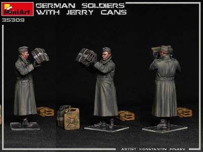 Niemieccy żołnierze z kanistrami - zdjęcie 11