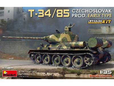 T-34/85 - produkcja czechosłowacka - wczesna - z wnątrzem - zdjęcie 1
