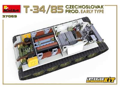T-34/85 - produkcja czechosłowacka - wczesna - z wnątrzem - zdjęcie 59