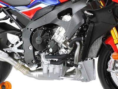 Honda CBR1000RR-R FIREBLADE SP - zdjęcie 11