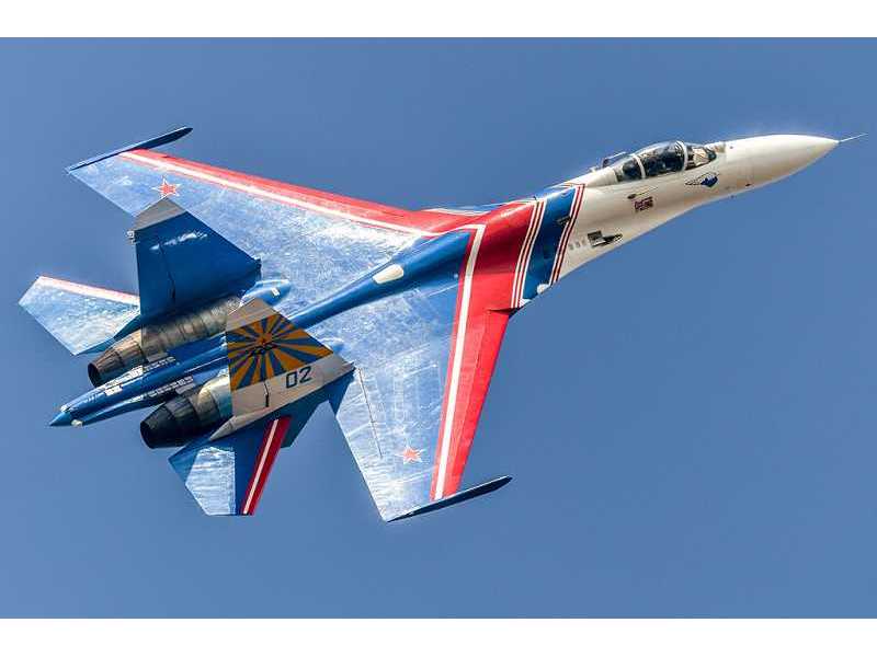 Su-27 Flanker B - Russian Knights - zdjęcie 1 Su-27 Flanker B - Russian Knights - zdjęcie 1