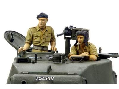 Czołg amerykański M1 Super Sherman - zdjęcie 17