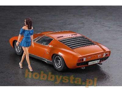 Lamborghini Miura P400 Sv W/Italian Girl's Figure - zdjęcie 3