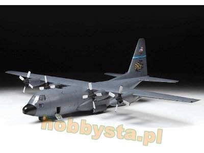 C-130H Hercules amerykański samolot transportowy - zdjęcie 4