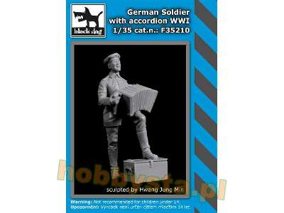 German Soldier With Accordion WWi - zdjęcie 1