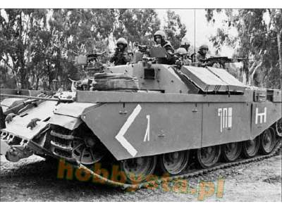 IDF Heavy APC Nagmashot transporter izraelski - zdjęcie 15