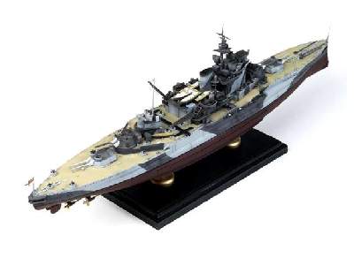 Pancernik HMS Warspite 1943 - okręt klasy Queen Elizabeth  - zdjęcie 6