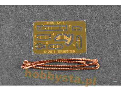 Czołg radziecki KV-1 1942 z uproszczoną wieżą (z załogą) - zdjęcie 12