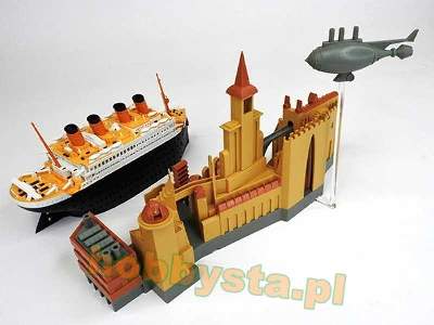 Titanic - Port Scene & Vehicle - zdjęcie 6